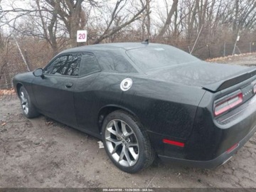 Dodge Challenger III 2022 Dodge Challenger Sxt 2022 3.6 Benzyna 303KM, zdjęcie 2