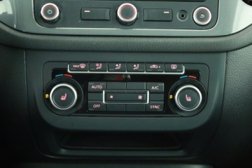 Volkswagen Tiguan I SUV Facelifting 2.0 TDI CR DPF BlueMotion 110KM 2012 VW Tiguan 2.0 TDI, Skóra, Navi, Klima, zdjęcie 11