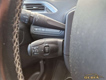 Peugeot 2008 I SUV Facelifting 1.2 PureTech 110KM 2018 Peugeot 2008 Automat Kamera Cofania Led Pierwszy Wlasciciel 1.2 Benzyna, zdjęcie 27