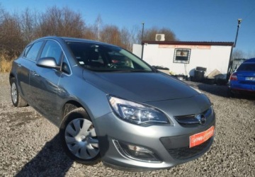 Opel Astra J Hatchback 5d 1.4 Turbo ECOTEC 120KM 2012 Opel Astra Opel Astra j 1.4 16v klima pdc kamera navi stan bdb gwarncja pr, zdjęcie 1
