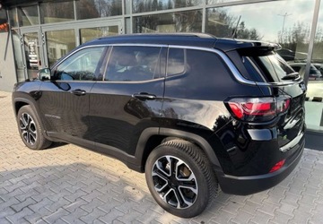 Jeep Compass II SUV Facelifting 1.5 MHEV T4 130KM 2024 Jeep Compass Jeep Compass 1.5 T4 mHEV Freedom Edition I FWD SampS DCT 1.5, zdjęcie 3