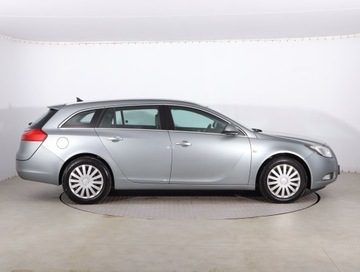 Opel Insignia I Sports Tourer 1.8 Twinport ECOTEC 140KM 2010 Opel Insignia 1.8, Navi, Xenon, Klima, zdjęcie 5