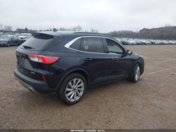 Ford Escape III 2021 Ford Escape FORD ESCAPE TITANIUM 2.0 Benzyna 250KM, zdjęcie 2