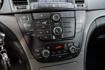 Opel Insignia I Sports Tourer 2.0 CDTI ECOTEC 130KM 2013 Opel Insignia Cosmo ! 2.0CDTI 130KM ! Super Stan !, zdjęcie 21