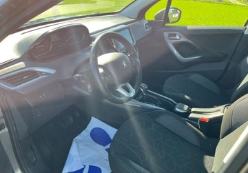 Peugeot 2008 I SUV Facelifting 1.2 PureTech 110KM 2017 Peugeot 2008 1,2 Benz.110 KM, Automat, Zadbany-Tylko 86 Tys Km 1.2 Benzyna, zdjęcie 7