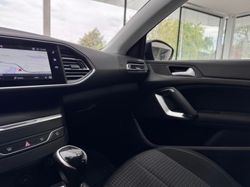 Peugeot 308 II Hatchback Facelifting 1.2 PureTech 130KM 2021 Peugeot 308 Active S&amp;S, 1 właściciel, Salon Polska, zdjęcie 25