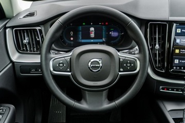 Volvo XC60 II Crossover Plug-In Facelifting 2.0 T6 350KM 2024 Volvo XC 60 YV1UZH4V7S1029532, zdjęcie 14