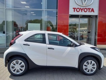 Toyota Aygo X 1.1 VVT-i 72KM 2025 Od ręki - Comfort 1.0 benzyna 72KM |Tempomat adaptacyjny!, zdjęcie 3