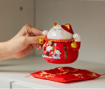 ФАРФОРОВЫЙ КОТЕНОК-КОПИЛКА ЯПОНСКИЙ КОШКА СЧАСТЬЯ