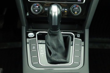 Volkswagen Arteon Fastback 2.0 TSI 190KM 2020 VW Arteon 2.0 TSI, Salon Polska, Serwis ASO, zdjęcie 13