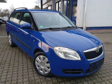 Skoda Fabia II Kombi 1.2 70KM 2008 Skoda Fabia 1.2 Combi PROSTA benzyna KLIMATYZACJA 157 tys. przebiegu 1.2, zdjęcie 27