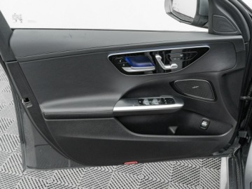 Mercedes Klasa C W206 Kombi 2.0 220d 200KM 2023 Mercedes C 220 WD0386T#220 d mHEV 4-Matic AMG, zdjęcie 11