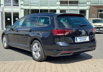 Volkswagen Passat B8 Variant Facelifting 2.0 TSI 190KM 2019 Volkswagen Passat 2.0 DSG 190KM Salon Polska Serwisy ASO FV23 2.0 Benzyna, zdjęcie 3