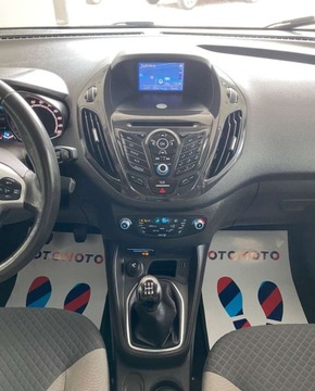 Ford Tourneo Courier I Mikrovan 1.5 TDCi 95KM 2017 Ford Tourneo Courier Ford Tourneo Courier 1.5 TDCi SampS Titanium 1.5, zdjęcie 9