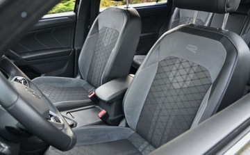 Volkswagen Tiguan II SUV Facelifting 2.0 TDI 200KM 2022 Volkswagen Tiguan 2,0 TDI 200 KM 4x4 R-LINE HEDA UP MATRIX Kamera 360 Nawi, zdjęcie 22