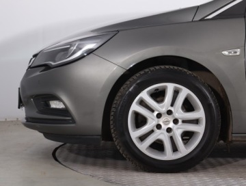 Opel Astra K Hatchback 5d 1.4 Turbo 150KM 2018 Opel Astra 1.4 T, Salon Polska, Klima, zdjęcie 13