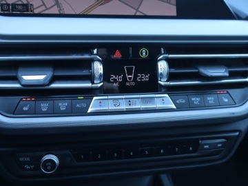 BMW Seria 2 G42-U06 Gran Coupe 1.5 218i 140KM 2020 BMW 2 Gran Coupe 218i Gran Coupé, Salon Polska, zdjęcie 11