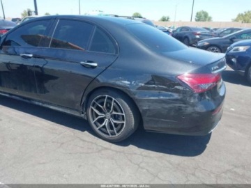 Mercedes Klasa E W213 2021 Mercedes-Benz Klasa E 2021 MERCEDES-BENZ E 350 2.0 Benzyna 255KM, zdjęcie 7