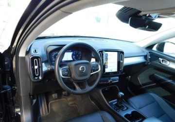 Volvo XC40 Crossover 2.0 D3 150KM 2020 Volvo XC 40 Skora Kamera Panorama Dach Model 2021r 2.0 Diesel 150KM, zdjęcie 16