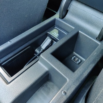 Volkswagen Golf Plus II 1.6 TDI-CR DPF BlueMotion 105KM 2011 Volkswagen Golf Plus Volkswagen Golf Plus 1.6 DSG Automat Xenon Kamera Cof, zdjęcie 24