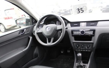 Skoda Rapid II Spaceback 1.4 TDI 90KM 2016 Skoda RAPID Active, 1.4 TDi, 90 KM, zdjęcie 9