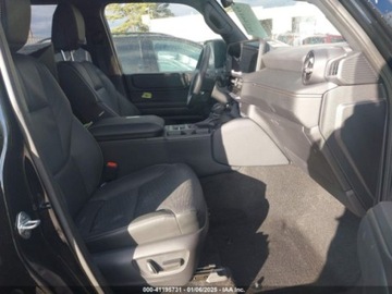 Toyota Land Cruiser VIII 2024 Toyota Land Cruiser First Edition 2024 2.4l 2.4 Hybryda 326KM, zdjęcie 8