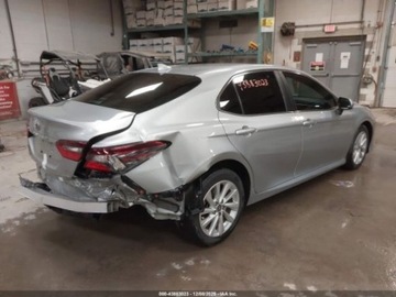 Toyota Camry IX 2023 Toyota Camry 2023 TOYOTA CAMRY LE 2.5 Benzyna 202KM, zdjęcie 3