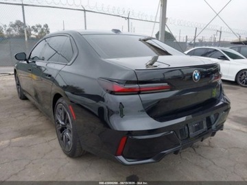 BMW Seria 7 G70 2024 BMW Seria 7 740i 2024 3.0l 3.0 Benzyna 375KM, zdjęcie 3