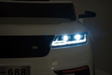 Автомобиль на аккумуляторной батарее BLT-688 Drift White