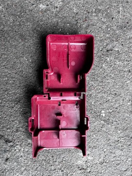 29 NISSAN 370Z KRYT POKLICE KLIKA PLUSOVÉ AKUMULÁTORU