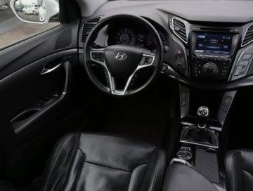 Hyundai i40 Kombi 2.0 GDI 177KM 2012 Hyundai i40 2.0 GDI, Skóra, Navi, Xenon, Klima, zdjęcie 6