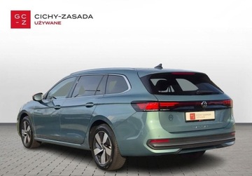 Volkswagen Passat B8 Variant Facelifting 1.5 TSI EVO 150KM 2025 Volkswagen Passat Variant 1.5eTSI 150KM DSG Business Kamera360 HAK Masaz I, zdjęcie 2