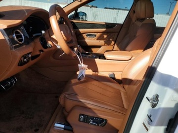 Bentley Bentayga 2021 Bentley Bentayga 2021 4.0l 4.0 Benzyna 542KM, zdjęcie 7