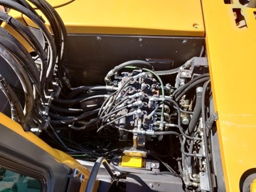 Trimble CB450 - система контроля уровня 3D GPS