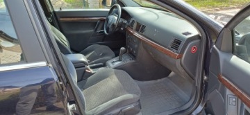 Opel Vectra C Sedan 2.2 DTI ECOTEC 125KM 2003 Opel Vectra 2.2 DTI Automat, zdjęcie 8