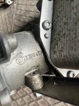 16 BMW E60 E70 SKŘÍŇKA FILTRU OLEJE 3.0D M57 7788453