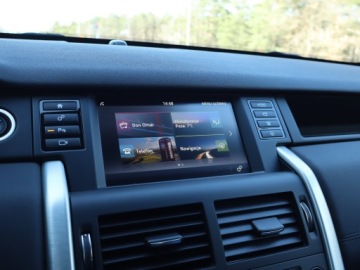 Land Rover Discovery Sport SUV 2.0 Si4 240KM 2018 Land Rover Discovery Sport Si4, Salon Polska, zdjęcie 11