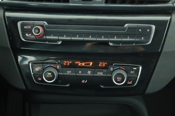 BMW X1 F48 2017 BMW X1 sDrive18i, Salon Polska, Serwis ASO, zdjęcie 9