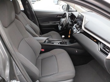 Toyota C-HR I Crossover Facelifting 1.2 Turbo 116KM 2020 Toyota C-HR 1.2 T Comfort 1.2T 116KM Comfort Krajo, zdjęcie 9