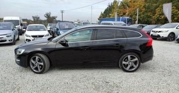 Volvo V60 I Kombi Facelifting 2.0 D4 DRIVE-E 190KM 2017 Volvo V60 2.0D 190kM Automat Led Navi Virtual Radar Skora GWARANCJA 2.0, zdjęcie 13