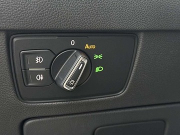 Volkswagen Passat B8 Variant Facelifting 1.5 TSI EVO 150KM 2023 Volkswagen Passat reflektory LED kamera nawigacja tempomat aktywny FV, zdjęcie 14