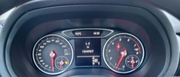 Mercedes Klasa B W246 Sports Tourer Facelifting 1.6 180 122KM 2016 Mercedes-Benz Klasa B 122 KM Automat Navi bezwypadkowy serwisowanyy Gwaran, zdjęcie 22