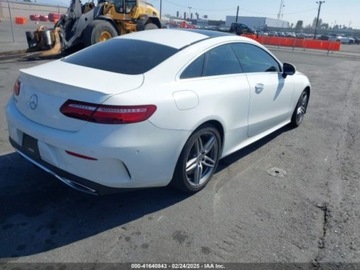 Mercedes Klasa E W213 2019 Mercedes-Benz Klasa E 2019 MERCEDES-BENZ E 450 3.0 Benzyna 362KM, zdjęcie 4