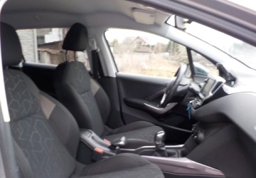 Peugeot 2008 I SUV Facelifting 1.2 PureTech 82KM 2016 Peugeot 2008 Okazja 1.2 Benzyna 82KM, zdjęcie 18