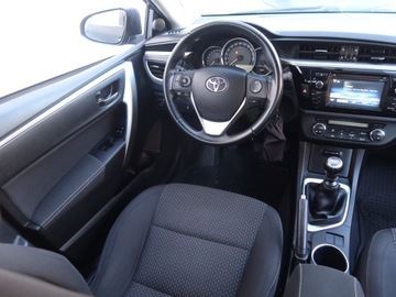 Toyota Corolla X Sedan Facelifting 1.6 Valvematic 132KM 2014 Toyota Corolla 1.6 Valvematic, Salon Polska, zdjęcie 6