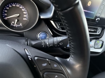 Toyota C-HR I Crossover Facelifting 1.8 Hybrid 122KM 2020 Toyota C-HR 1.8 Hybrid Style 1.8 Hybrid Style I Au, zdjęcie 22