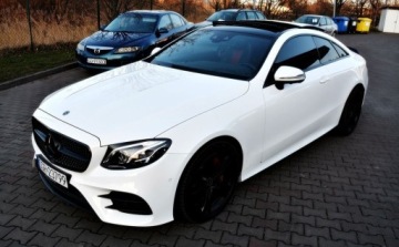 Mercedes Klasa E W213 Kombi 3.0 350d 258KM 2018 Mercedes-Benz Klasa E AMG Bezwypadkowy, Zadbany, Bogate wyposazenie 3.0, zdjęcie 19