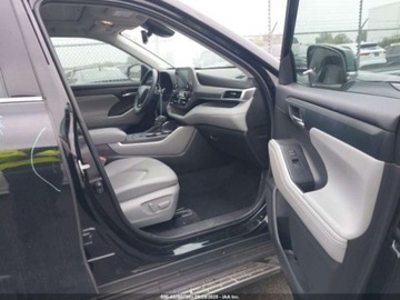 Toyota Highlander III 2022 Toyota Highlander XLE 2022 3.5l 3.5 Benzyna 295KM, zdjęcie 9
