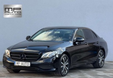Mercedes Klasa E W213 Limuzyna 2.0 220d 194KM 2019 Mercedes-Benz Klasa E 195KM 220d 4matic salon Polska kamera 2.0 Diesel