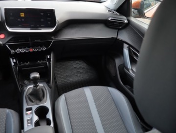 Peugeot 2008 II SUV 1.2 PureTech 100KM 2020 Peugeot 2008 1.2 PureTech, Salon Polska, zdjęcie 7